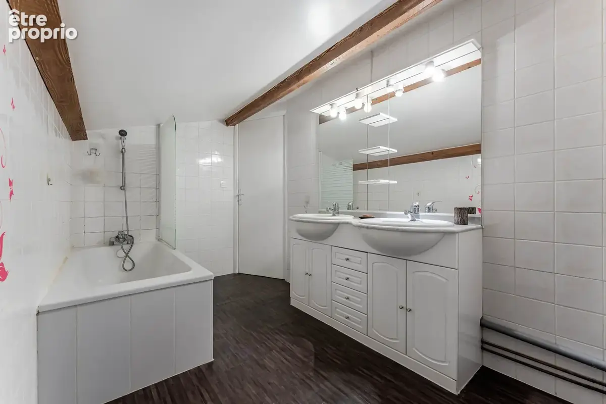 Maison de 258m2 sur parcelle de 8827m2 - photo 22