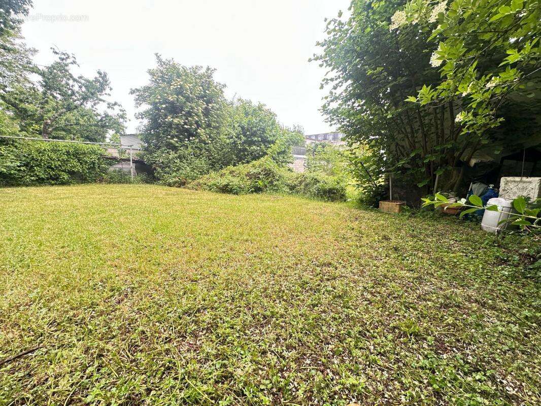 Terrain à LE PLESSIS-TREVISE