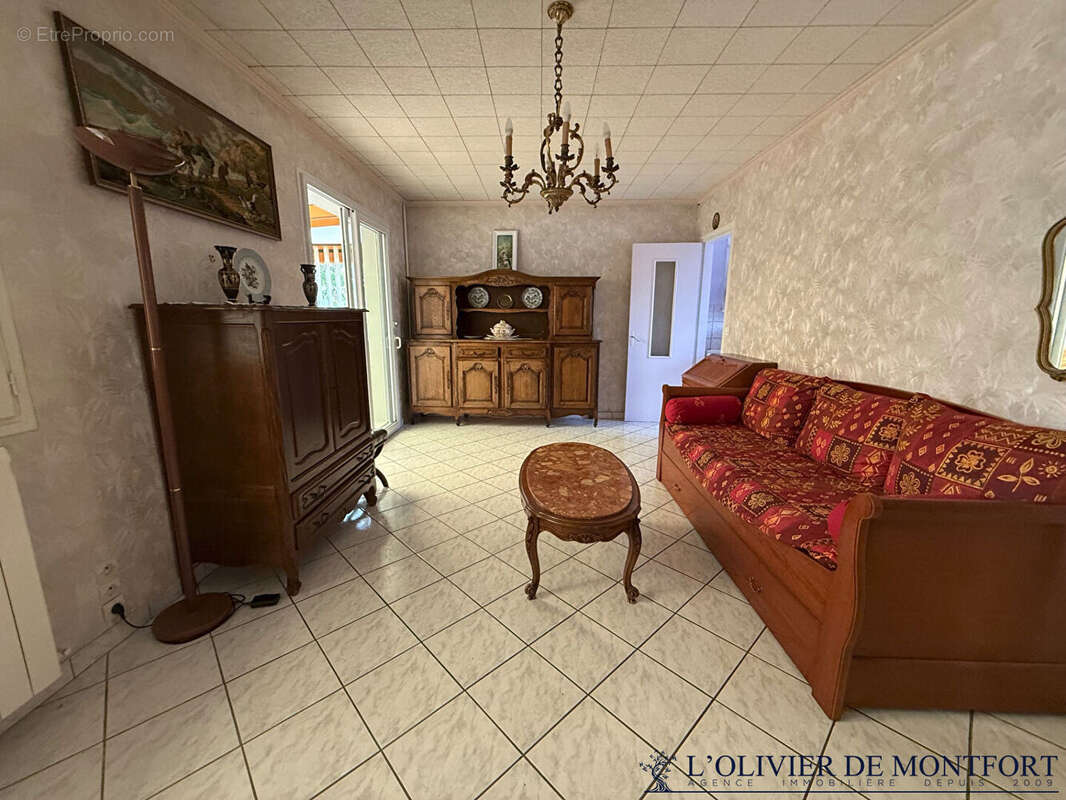Maison individuelle 5 pièces à vendre - Travaux à prévoir - photo 3