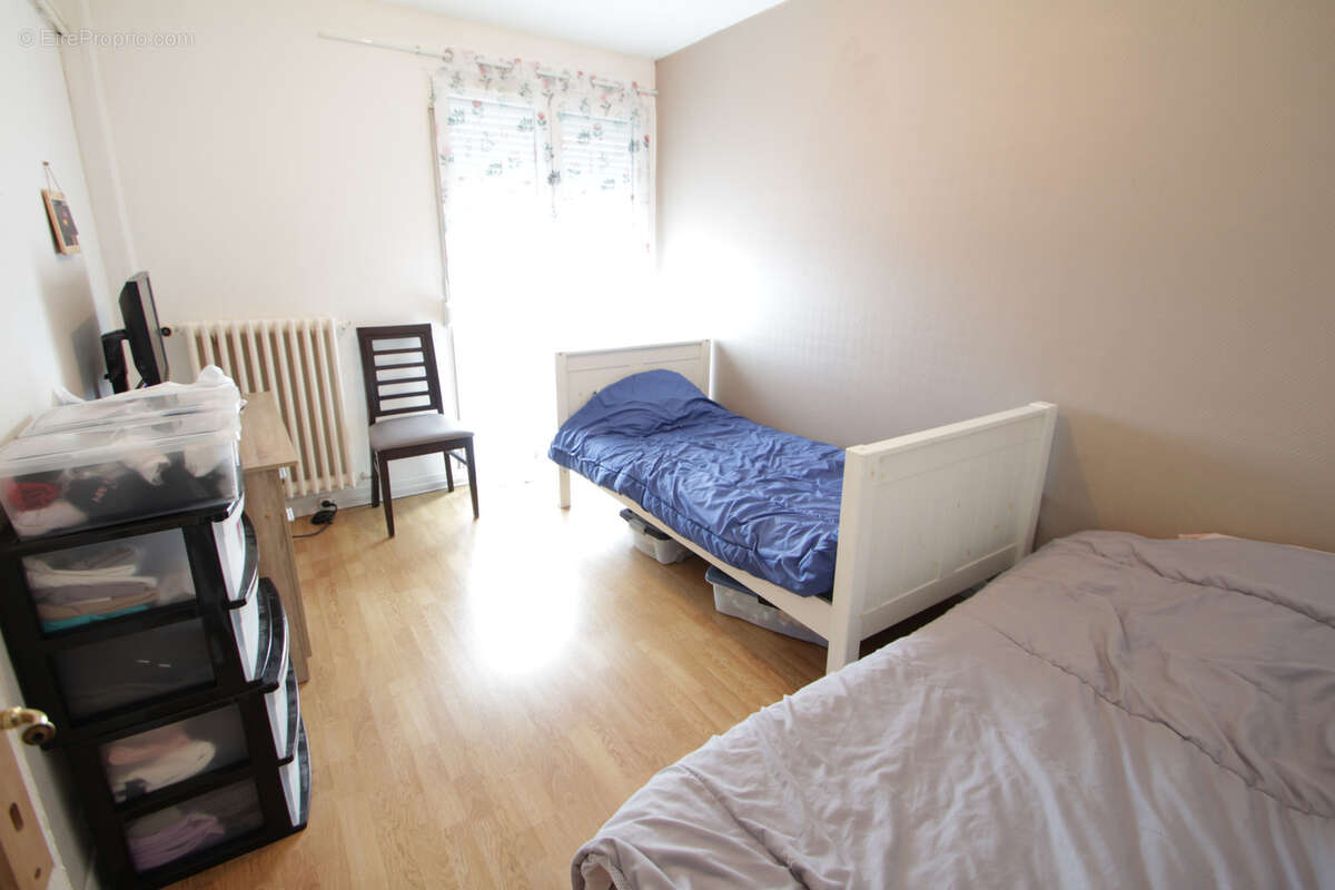 Appartement à CLOUANGE