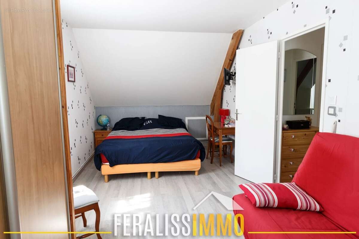 Maison à MENUCOURT