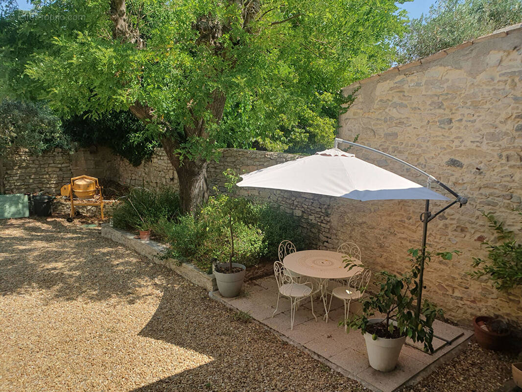 Maison à CALVISSON