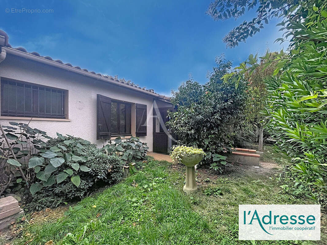 Maison à CASTELGINEST