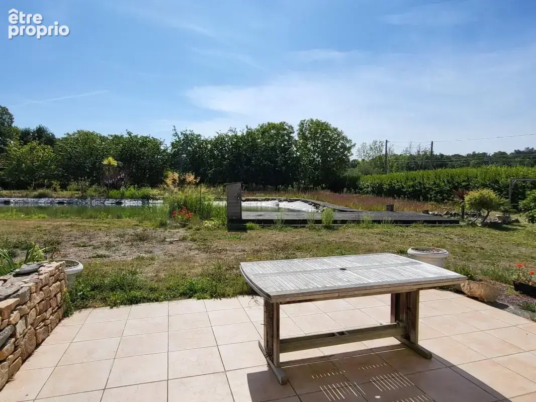Maison de plain-pied à QUEMPERVEN (22450), piscine naturelle et verger ! - photo 5