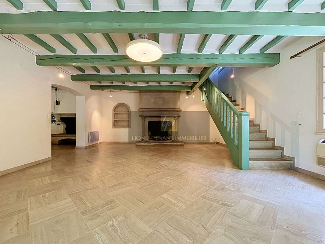Maison carpentras  200 m2 avec piscine sur terrain de 22 444 m² - photo 5