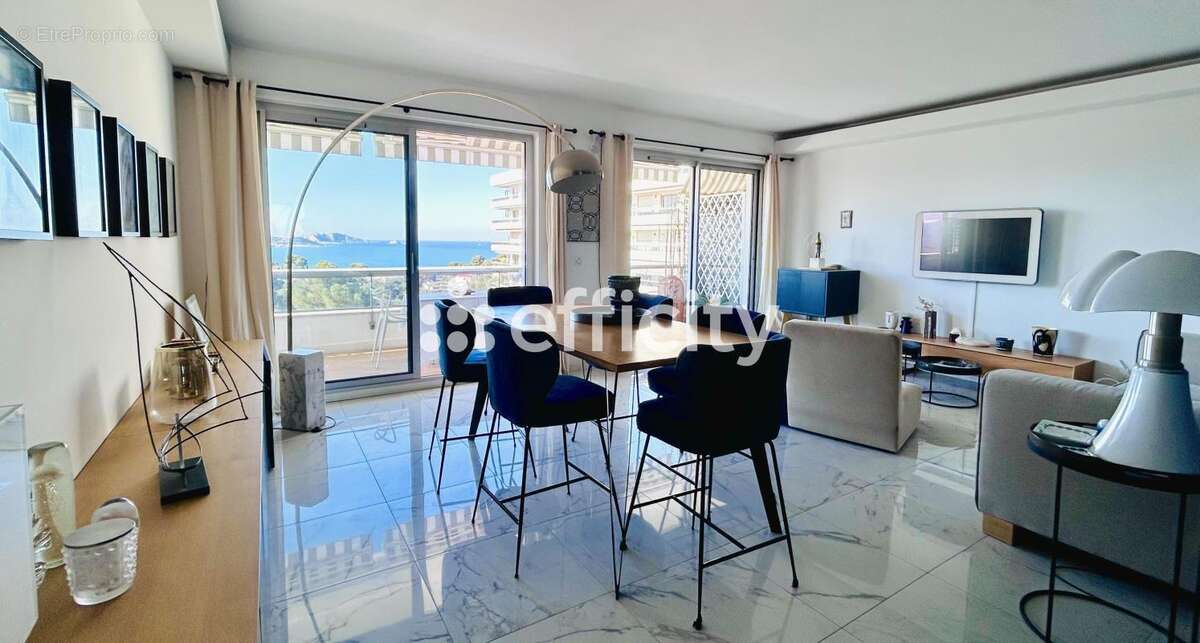 Appartement à MARSEILLE-8E