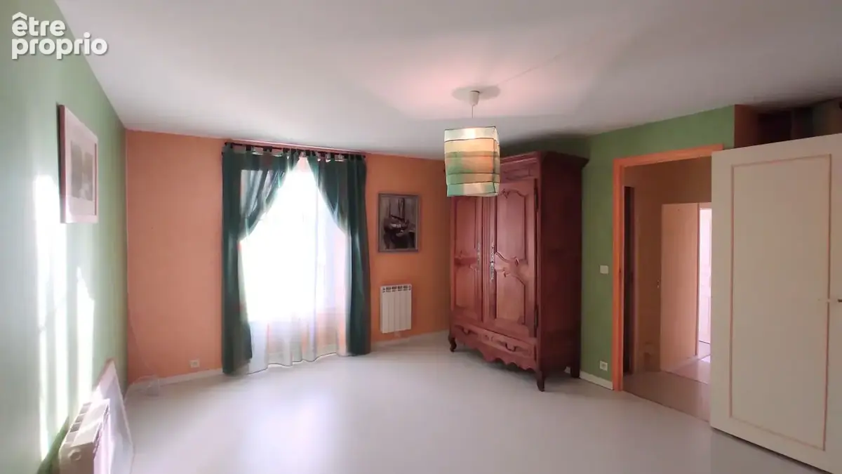 Maison 5 pièces 135 m² à vendre à Saint-Sauveur (86100) - photo 4