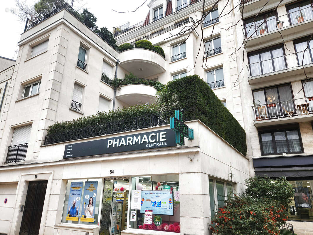 Appartement à CHARENTON-LE-PONT