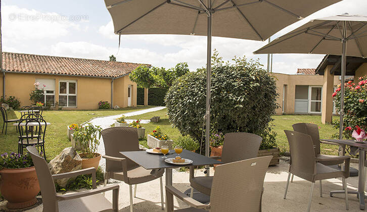 Appartement à FROUZINS