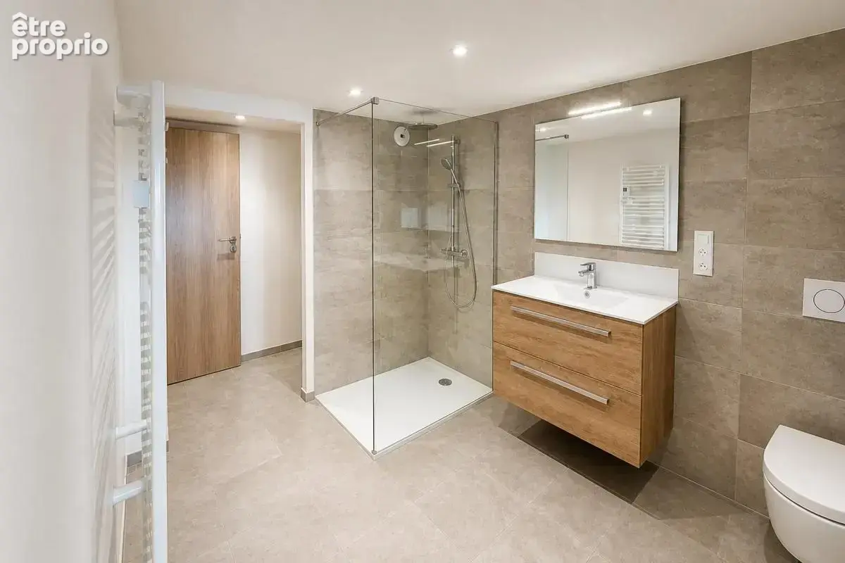 Appartement de 3 pièces de 75 m² à Frasne - photo 5