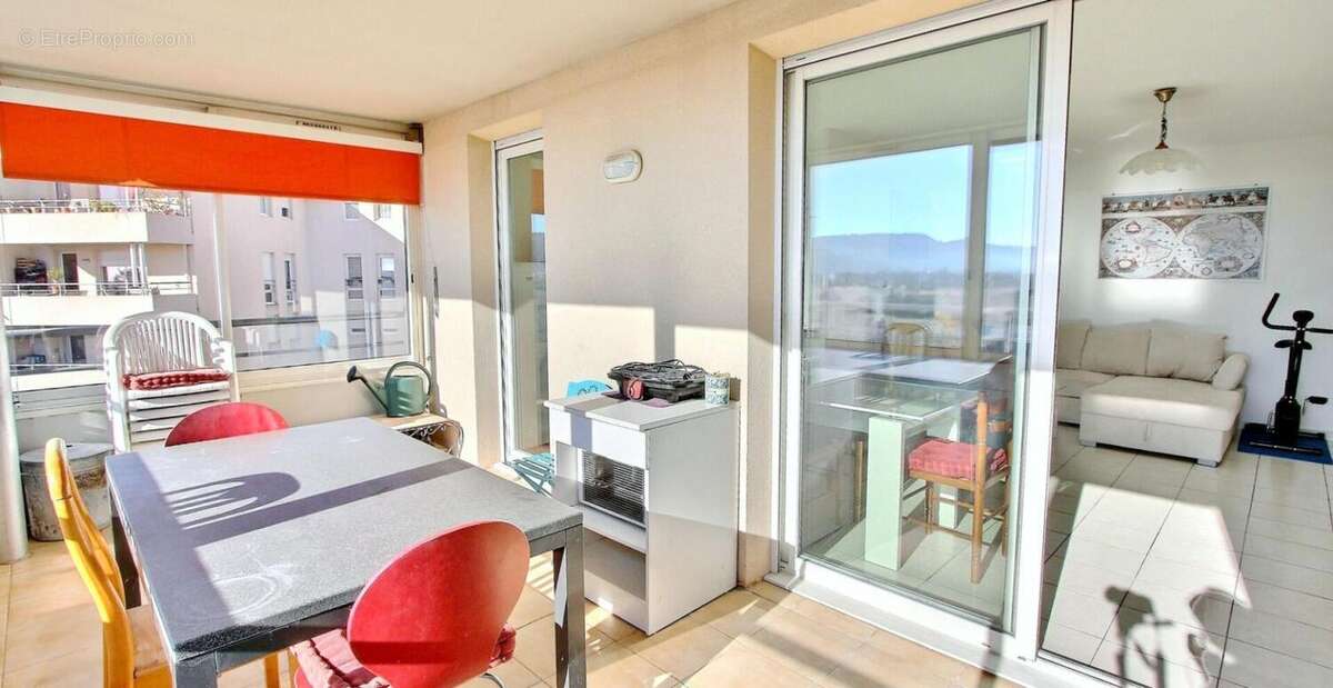 Appartement à LE LUC