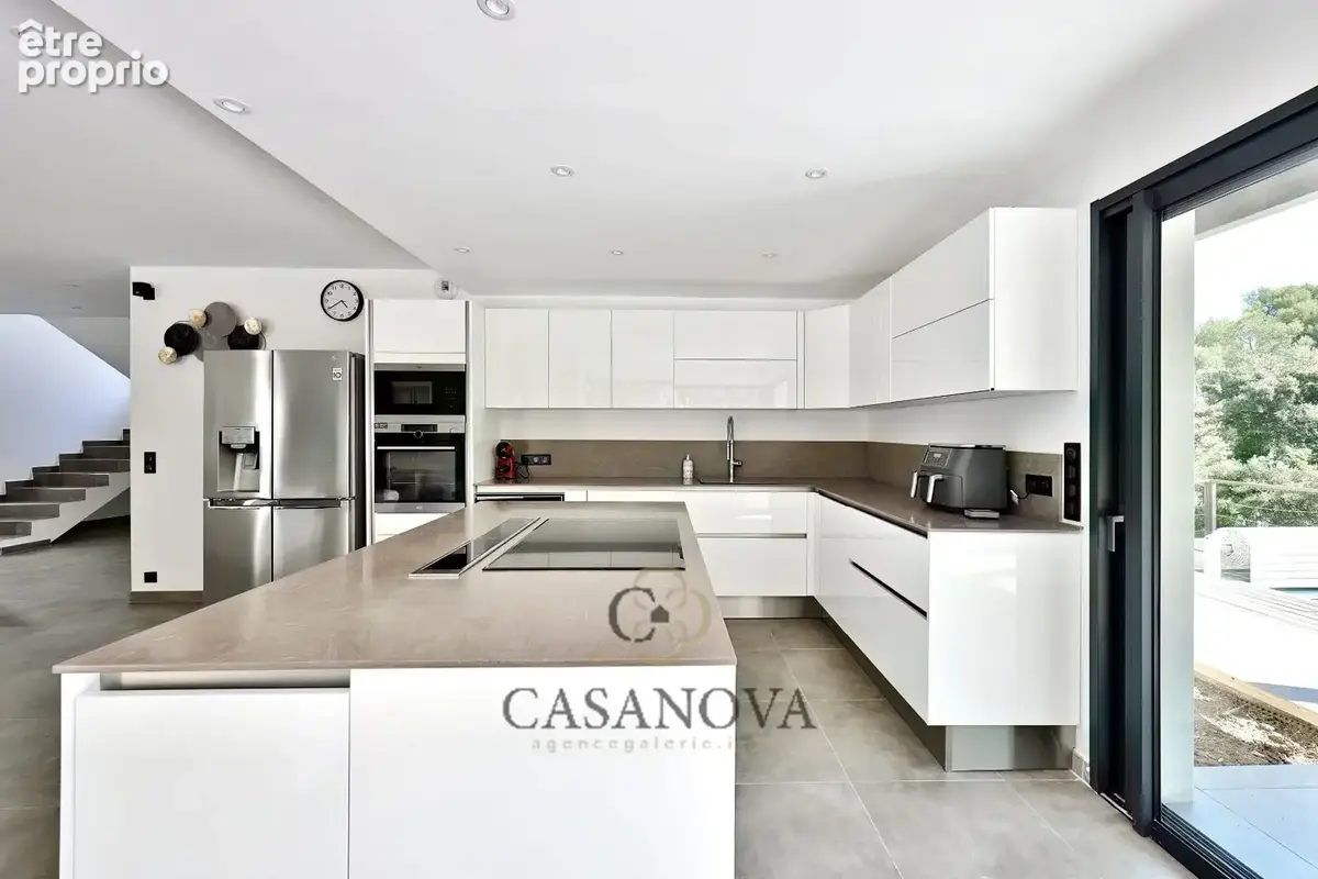 Villa contemporaine de 146 m² avec piscine et terrain de 1 000 m² à Montferrier-sur-Lez - photo 10