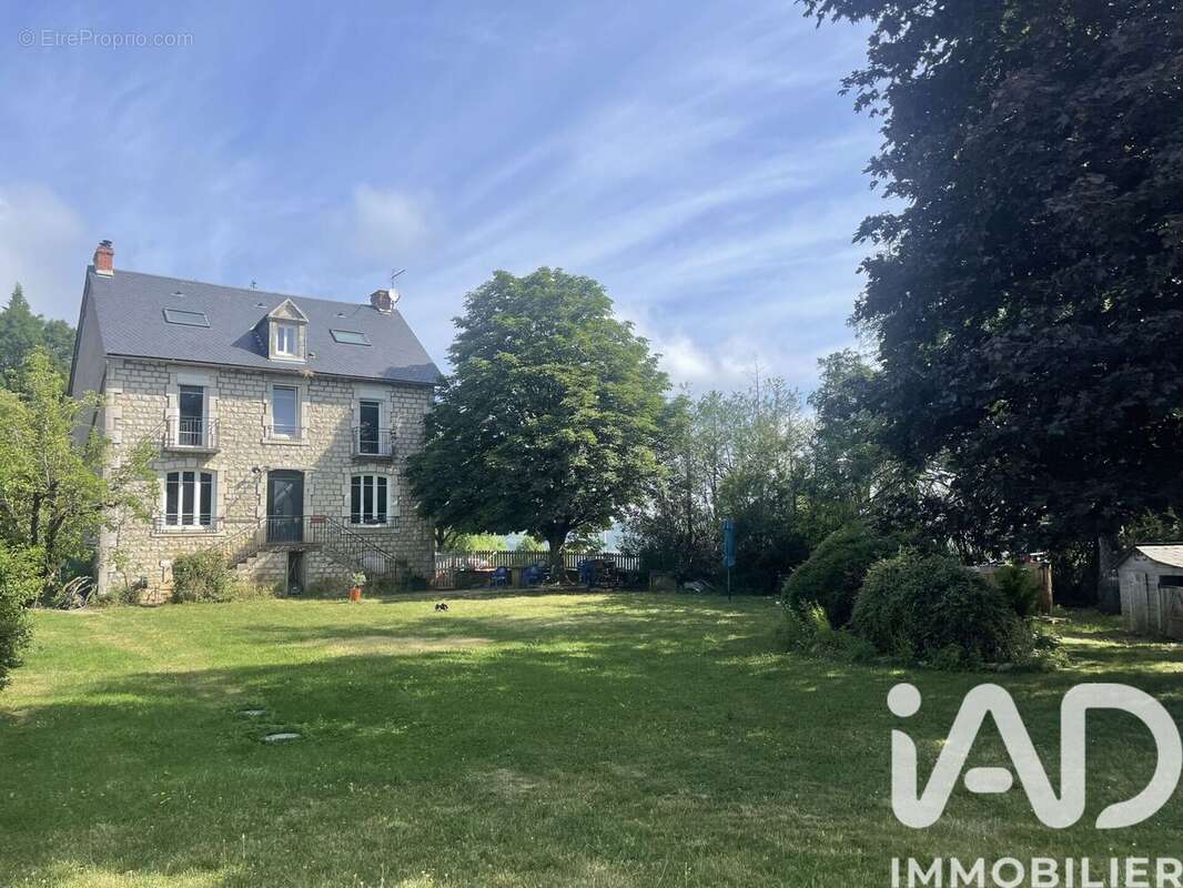 Maison 215 m² à Gabriac  - photo 6