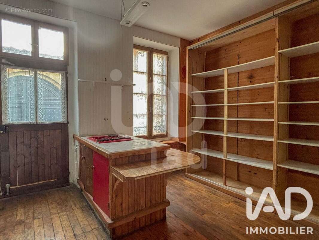 Maison 228 m² à Montlucon  - photo 6