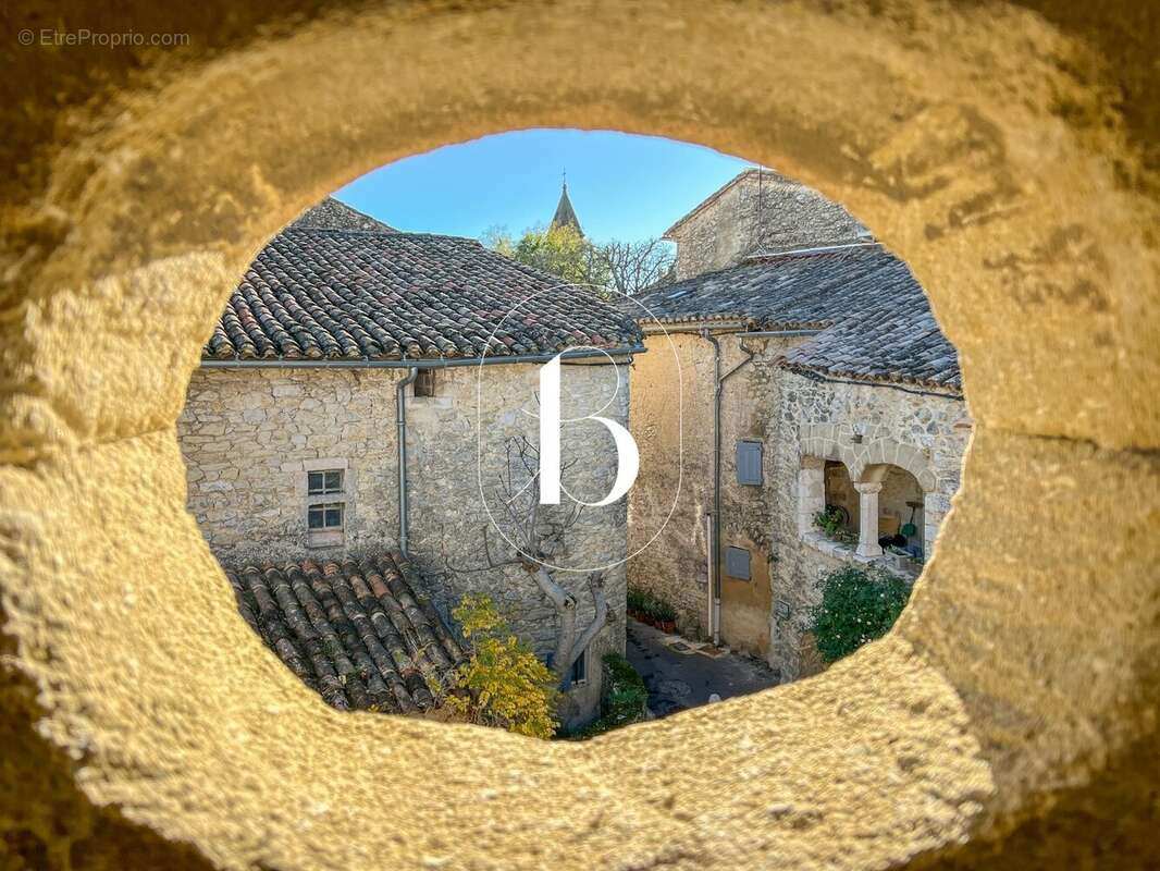 Maison 110 m² à Lussan  - photo 19
