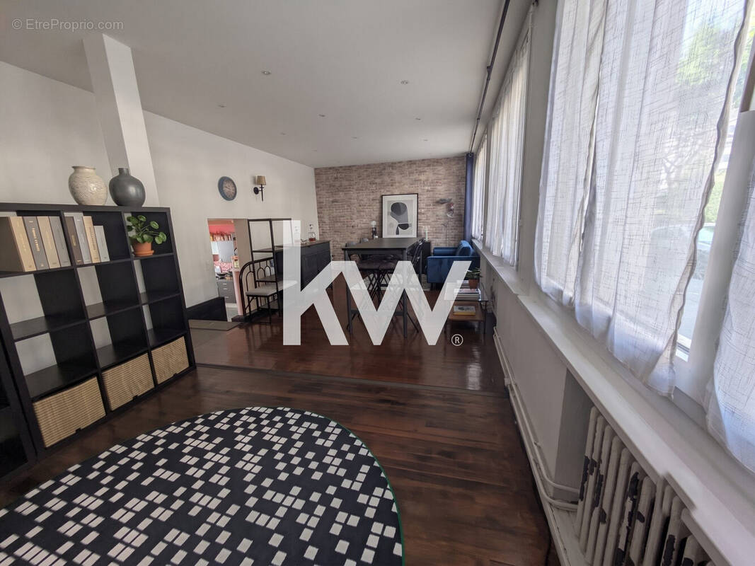 Appartement à SAINT-ETIENNE