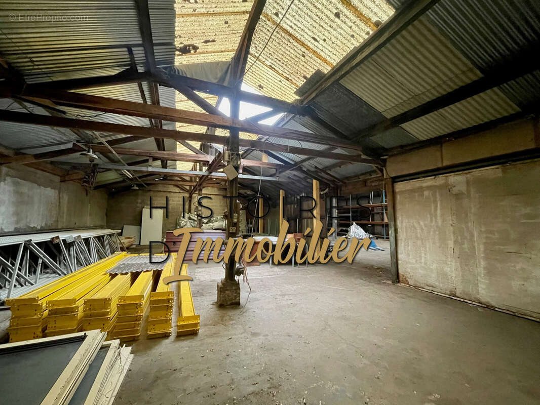 Commerce à NEUFCHATEL-EN-BRAY