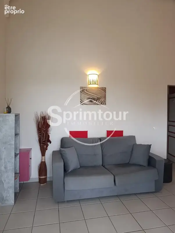 Pointe-Noire :Investissement rare à 5 logements, calme absolu - photo 3