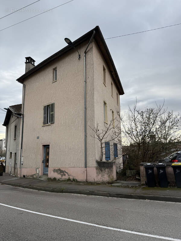 Appartement à MIRIBEL