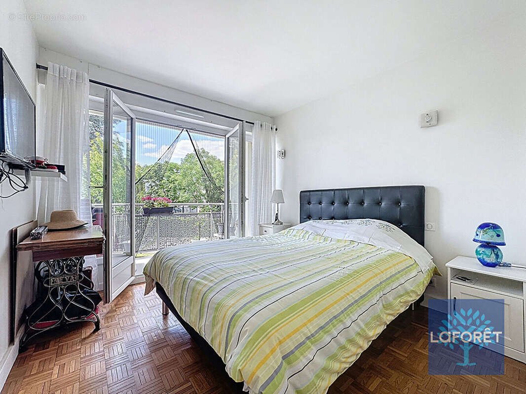 Appartement à CHILLY-MAZARIN