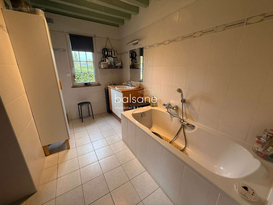 Maison à LE THUIT-SIGNOL