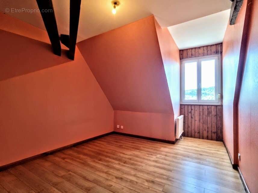 Appartement à BAUME-LES-DAMES