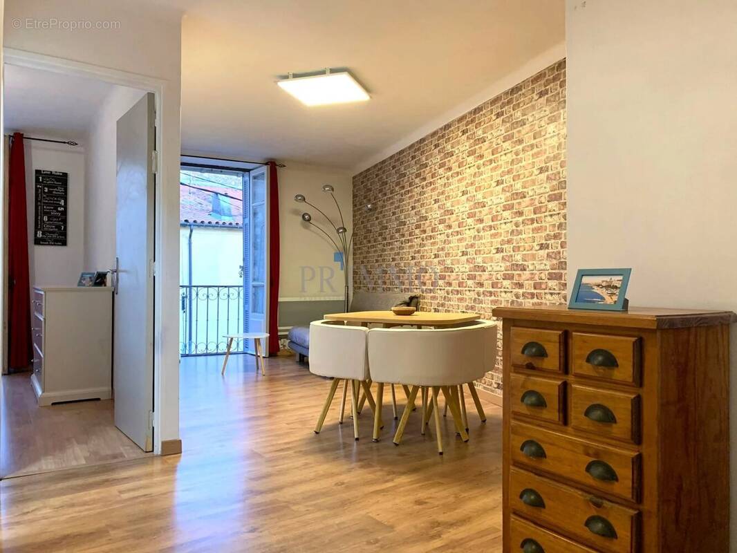 Appartement à FREJUS