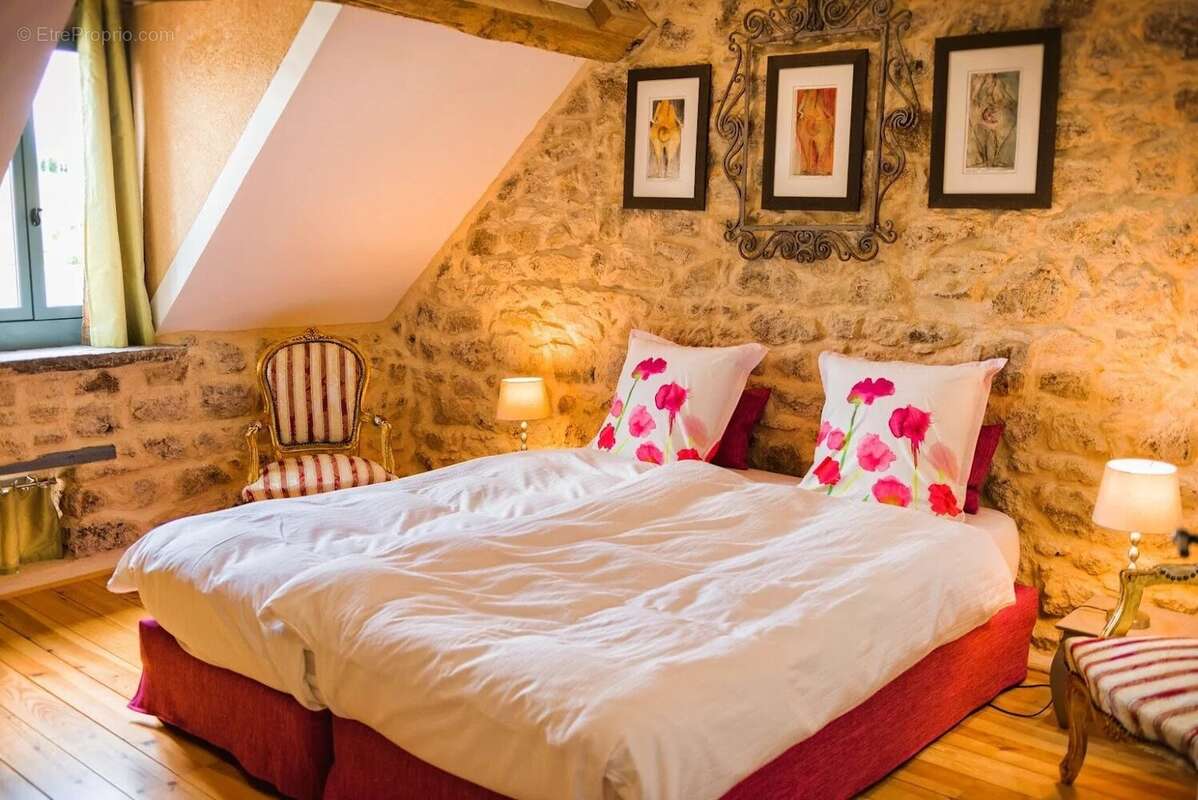 Maison à BEAUNE-D&#039;ALLIER