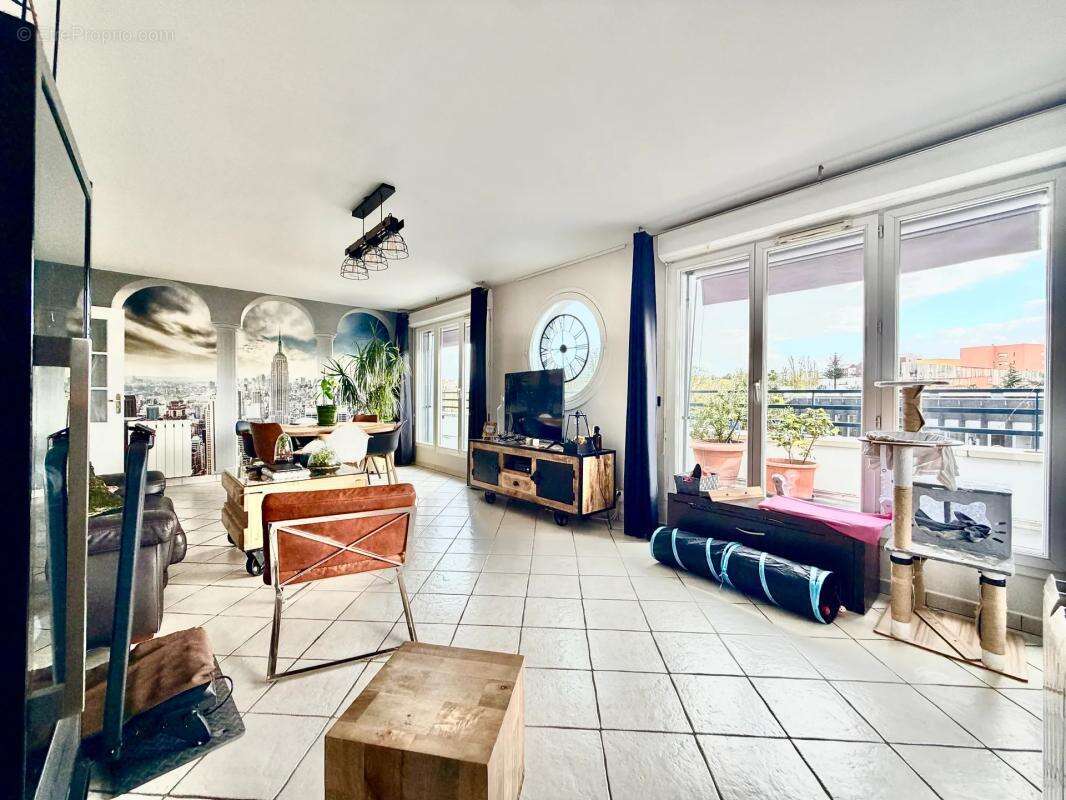 Appartement à LIMEIL-BREVANNES