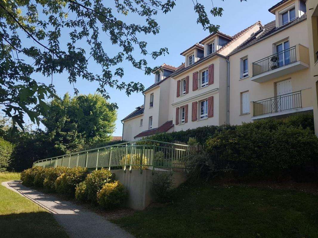 Appartement à VAIRES-SUR-MARNE