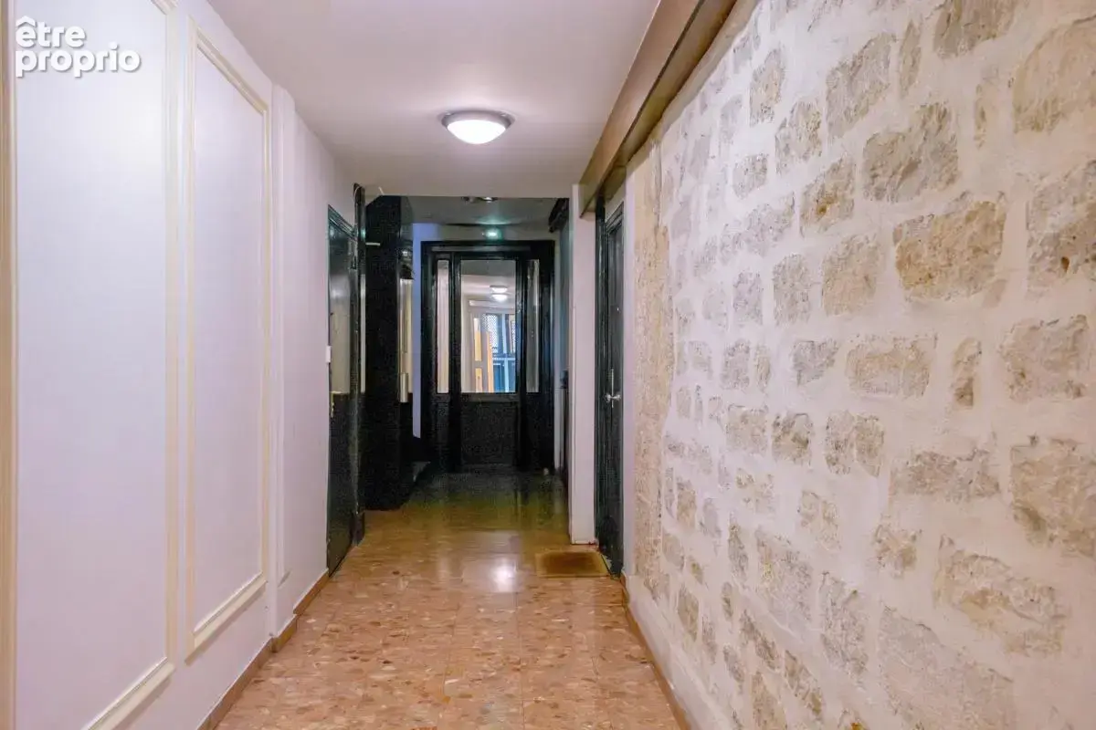 Paris 10 - strasbourg-saint-denis - 2 pieces 36,39 m² - photo 13
