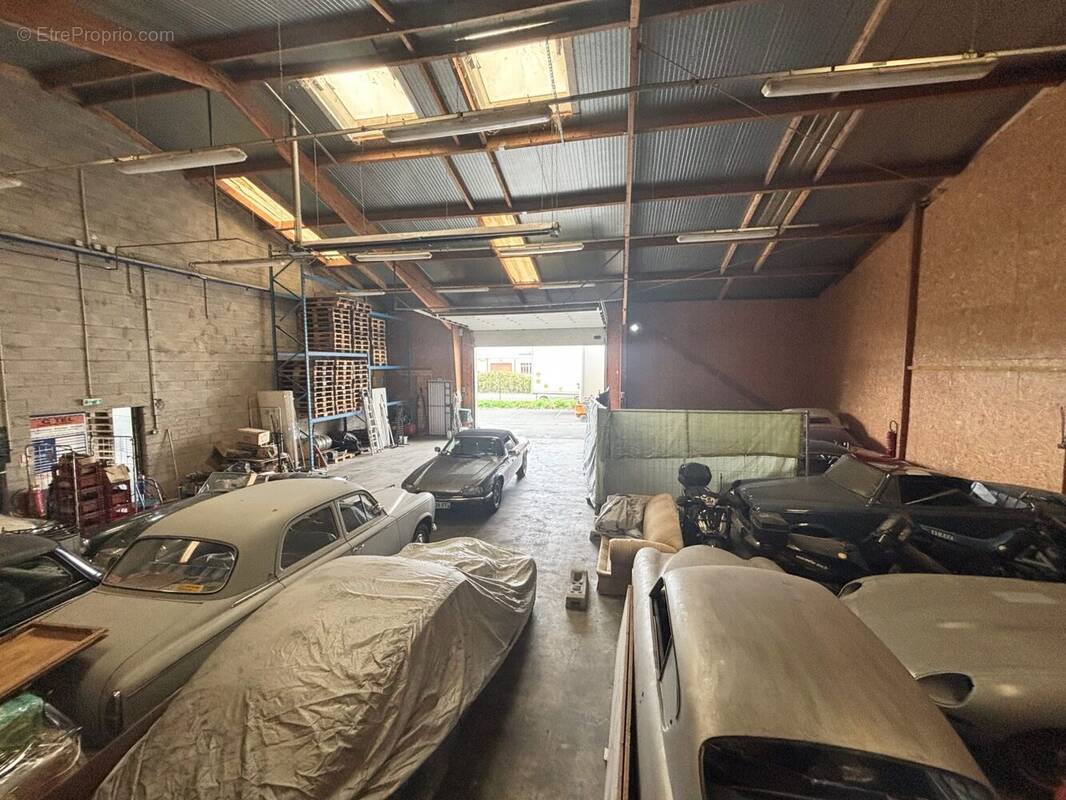 Commerce à MILLY-LA-FORET