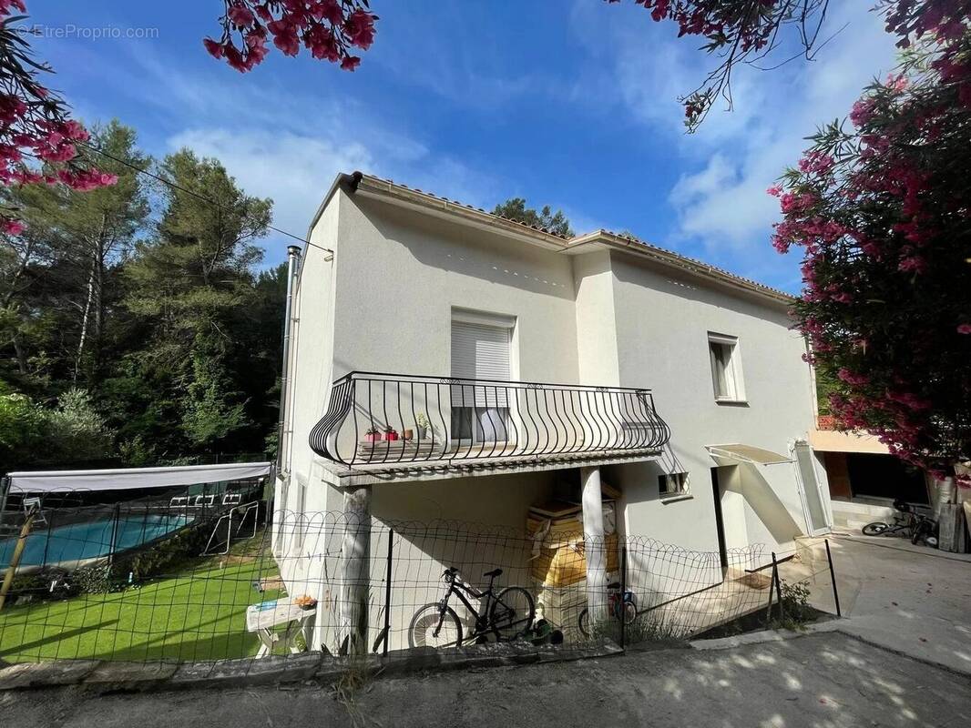Maison à LE LUC