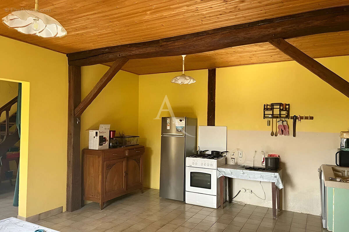 Maison à L'ILE-D'ELLE