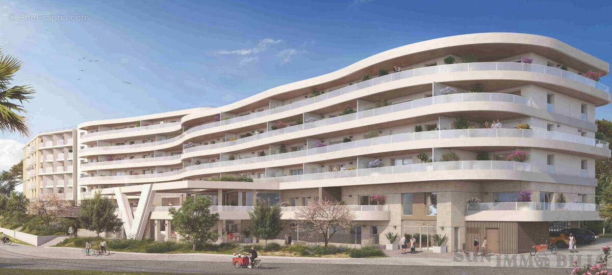 Appartement à SAINT-LAURENT-DU-VAR
