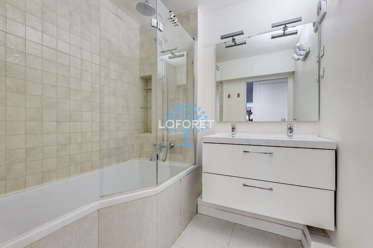 Appartement à PARIS-12E