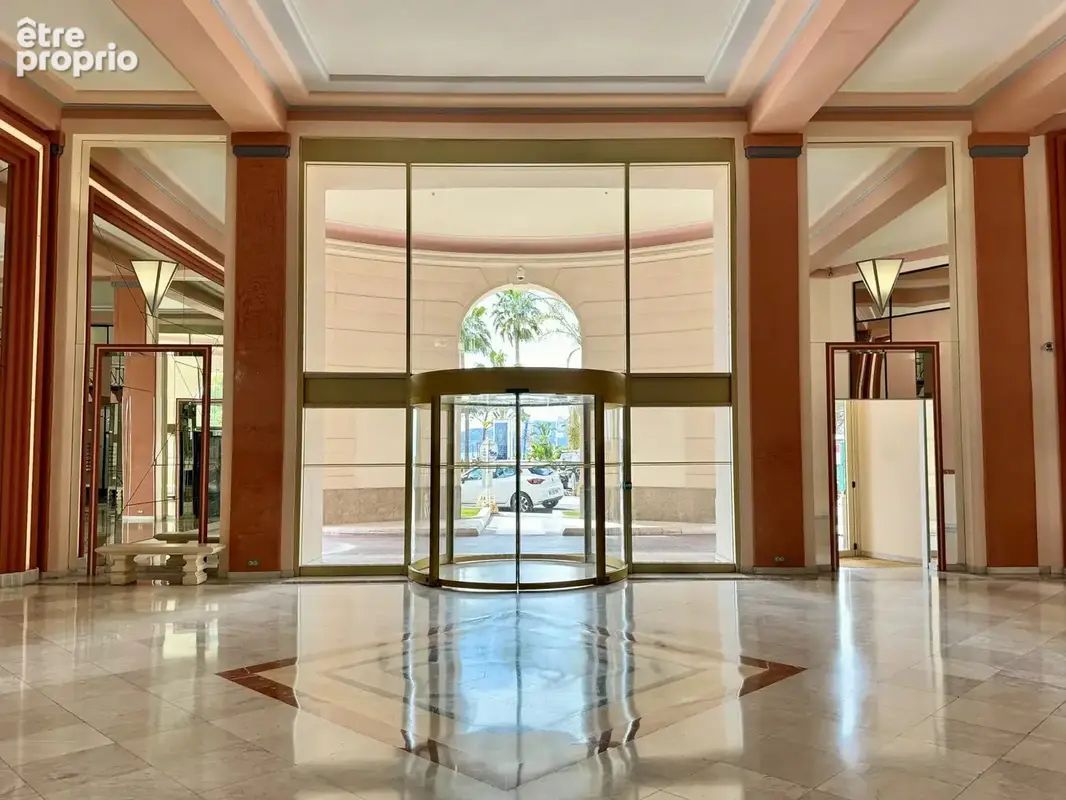 Cannes Croisette - Appartement vue mer latérale - photo 9