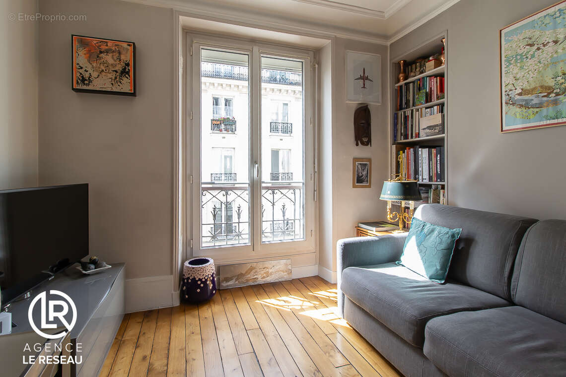 Appartement à PARIS-12E
