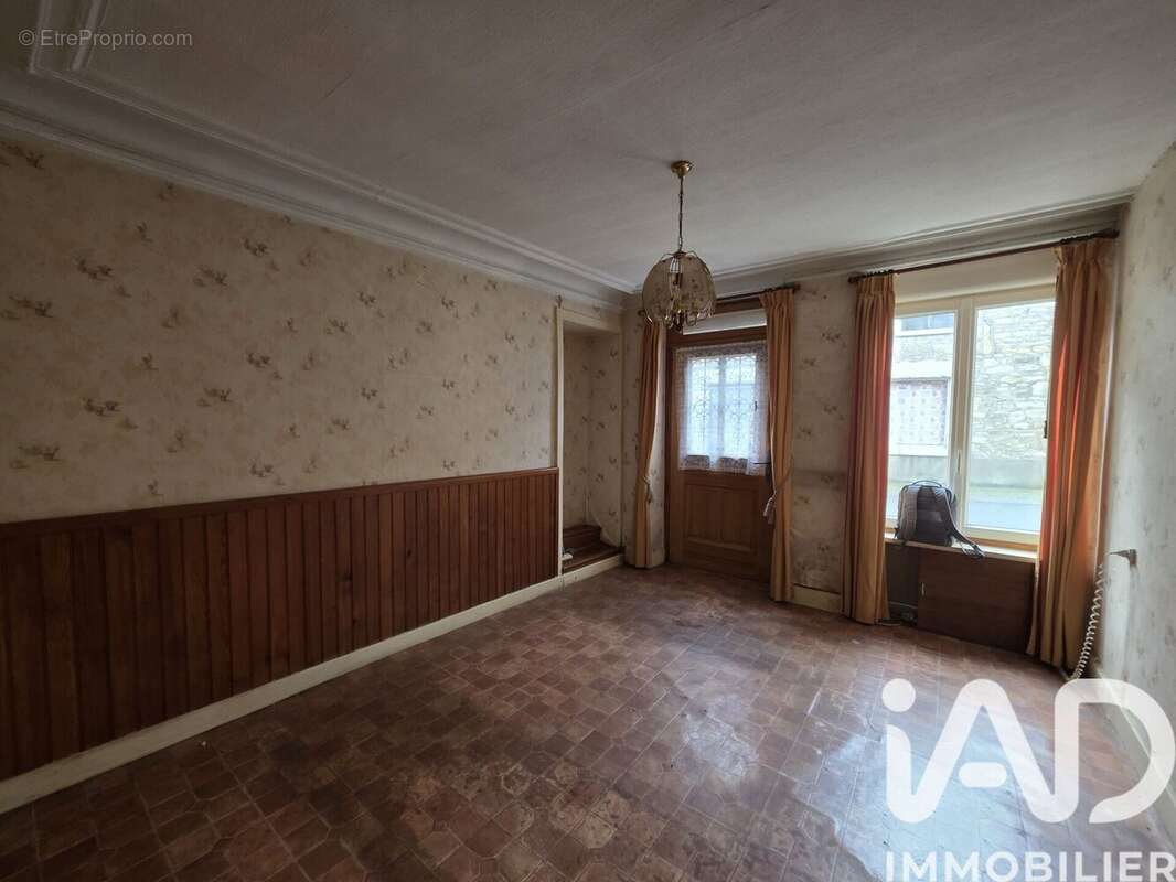 Maison 89 m² à Corvol-L'orgueilleux  - photo 2