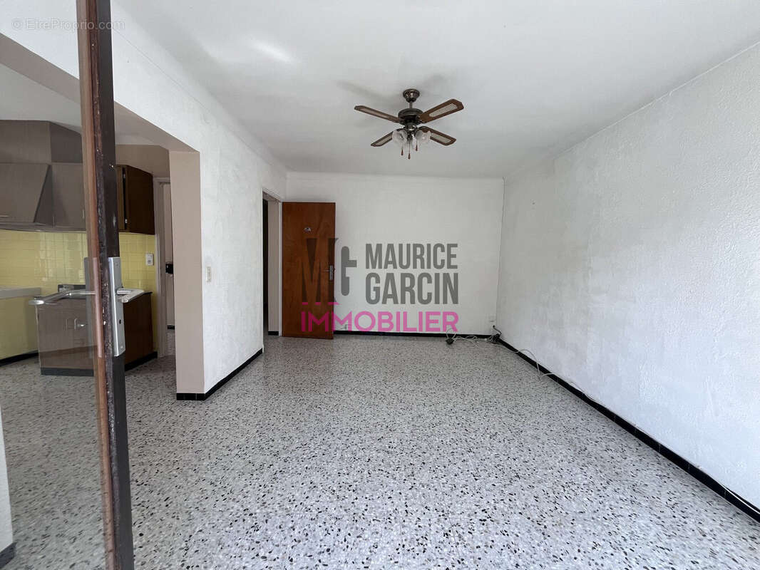 Appartement à BEAUMES-DE-VENISE