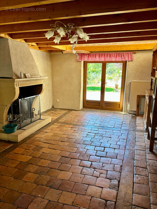 Maison à SAINT-CLEMENT-SUR-VALSONNE