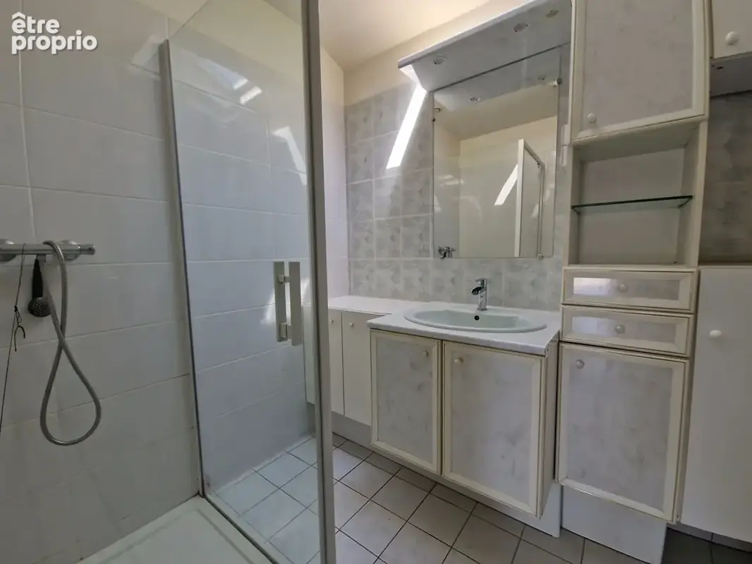 À VENDRE: Ensemble immobilier à Saint-Dolay à 5 minutes du centre ville - photo 6