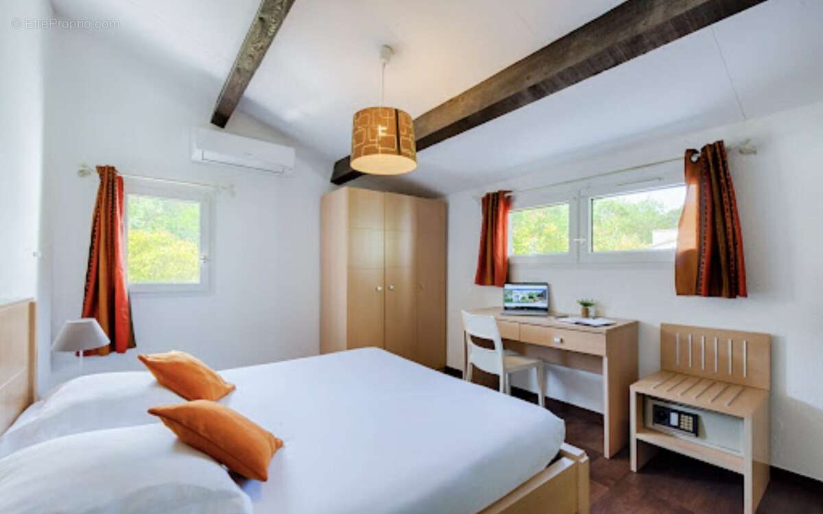 Maison à MANDELIEU-LA-NAPOULE