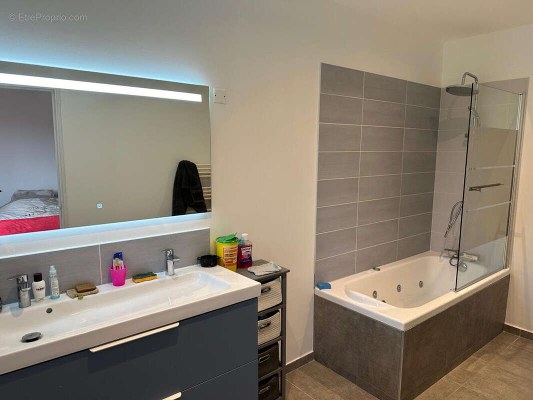 IMG_1412 - Maison à MEZIERES-SUR-COUESNON