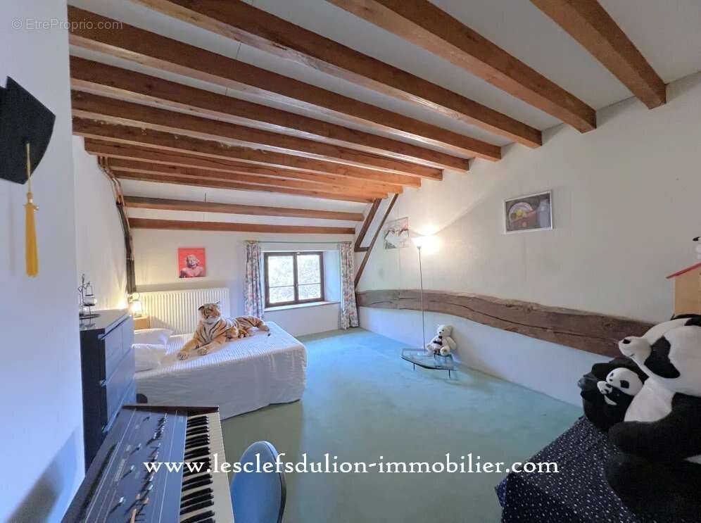 Maison à ECUELLES