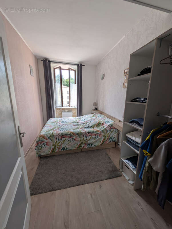 Appartement rénové de 56 m2 centre ville. - photo 10