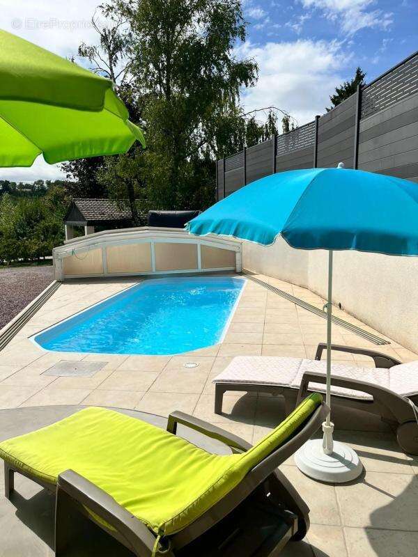 Maison de 7 pièces de 150 m² à Saint-Brice - photo 18
