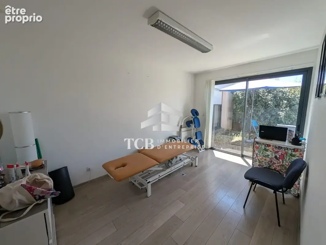 Commerce 160 m² à vendre à Vallet (44330) - photo 3