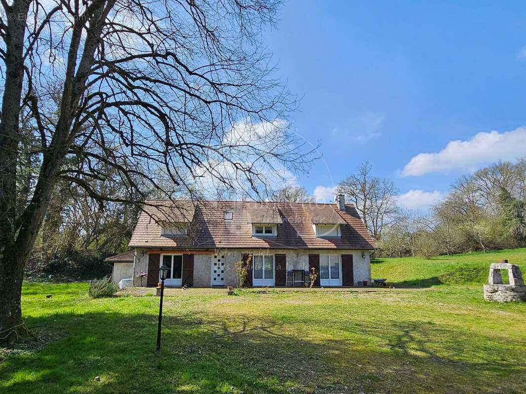 Maison à TREZELLES