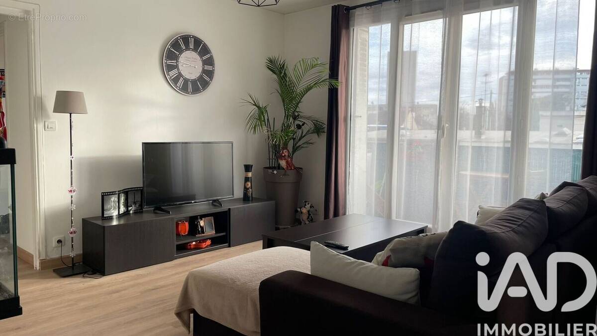 Photo 1 - Appartement à EPINAY-SUR-SEINE